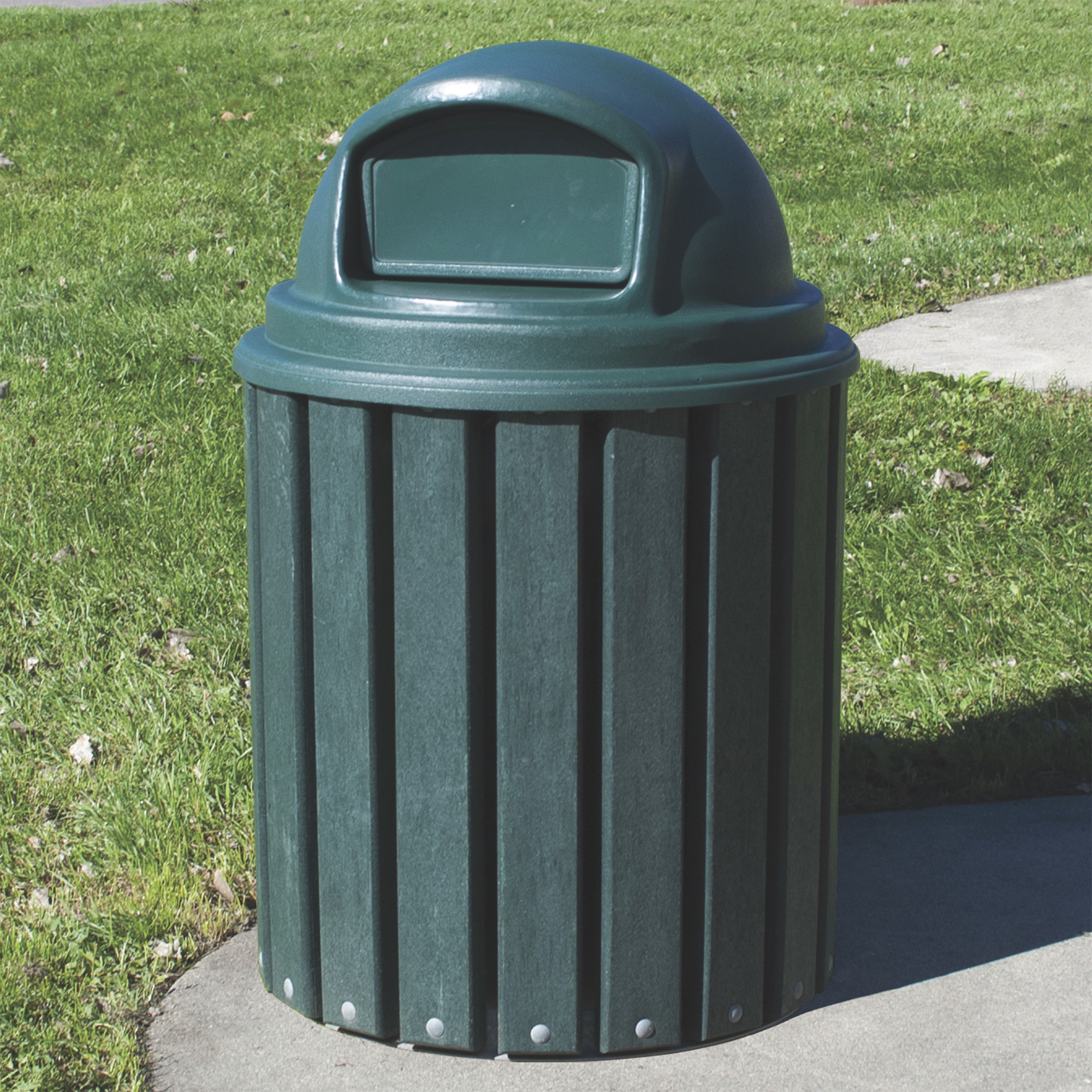 Pilot Rock Plastic Trash Receptacle, 32-Gallon, Green, Model# TRH/G-32PN24 KIT